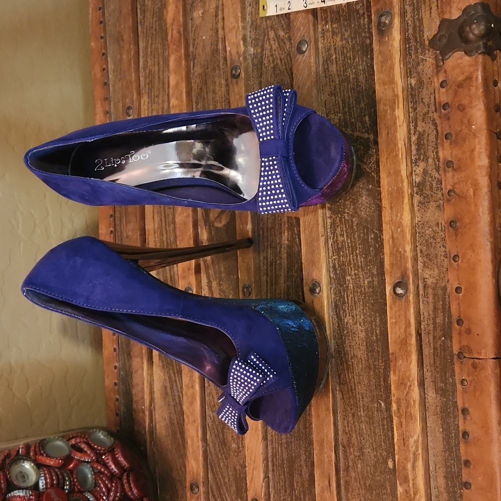 2 Lips Too 7inch Purple/Blue Heels Size 8.5